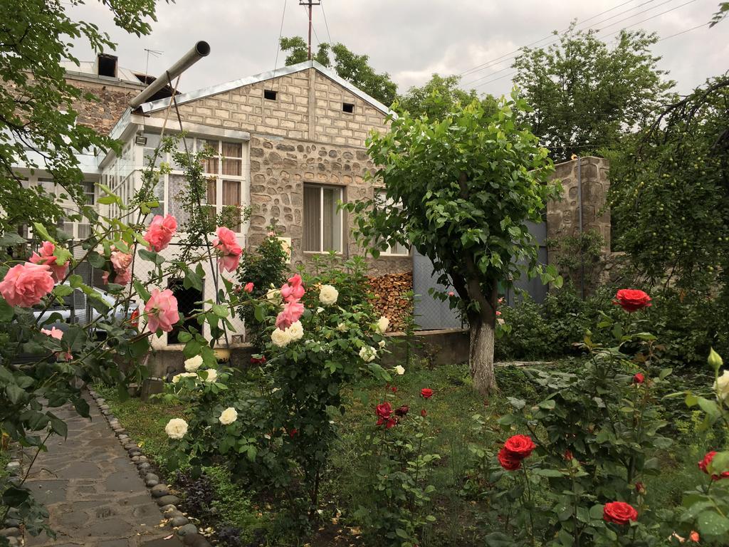 Guesthouse "Ashot Shalunts" Goris Exterior photo